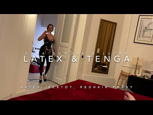 ❤️ Rothaarige Stiefschwester im Latexkostüm von Stiefbruder gefickt ❌ Sex video bei uns