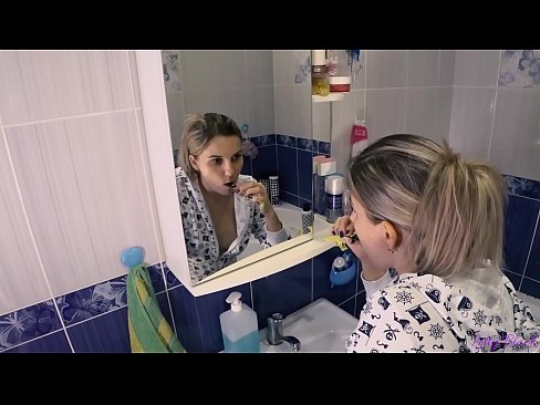 ❤️ Hack mit jungen im Pyjama endet mündlich Sperma in Arsch - Letty Black ❌ Sex video bei uns